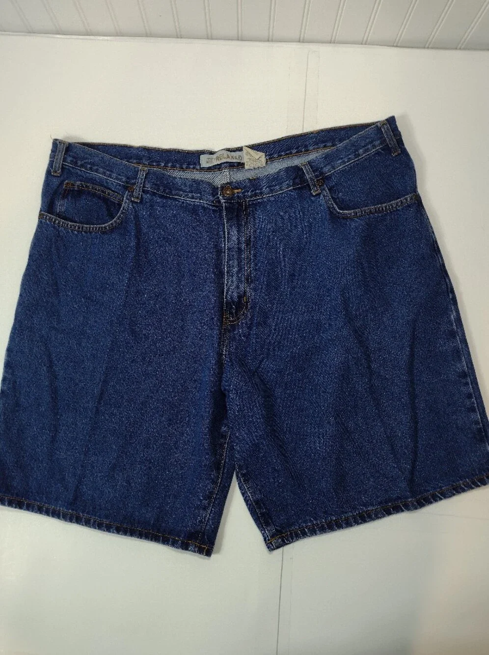 Faded Glory Men's jeans Dark Blue Denim Shorts. (46)